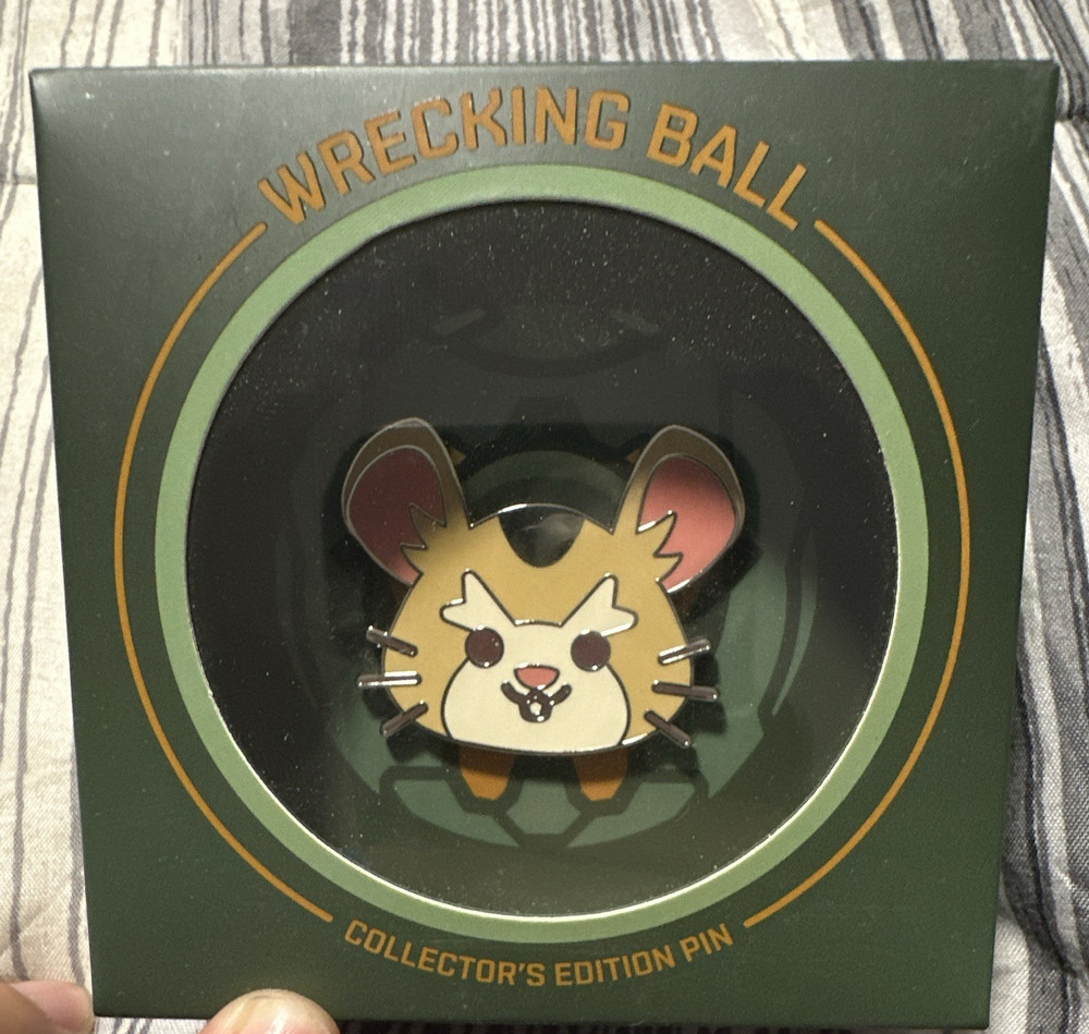 Blizzard Overwatch Wrecking Ball Collector’s Edition Pin Limited Edition 2018