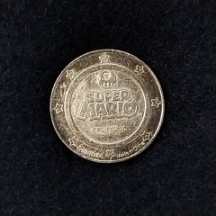Super Mario Frankford Wonder Ball Collectible Coin Series 1, Goomba