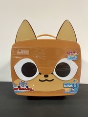 ​Pet Simulator X Ultimate Bundle Brown Cat Collector Case Plush & Clips Series 1