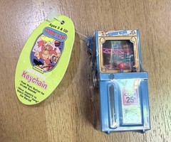 NEW Nintendo Donkey Kong Arcade Keychain 1998 with Sound Basic Fun Vintage