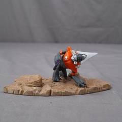 Halo Loot Crate Icons 11 figures, Some broken, bases, in-complete