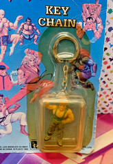 vintage 1992 Street Fighter II key chain Guile placo toys capcom