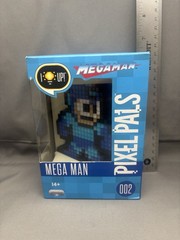 Pixel Pals Mega Man 002  Collectible Light Up Figure Capcom