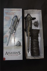 Assassin’s Creed IV: Black Flag Cosplay 1:1 Hidden Blade Edward Kenway Toys Gift