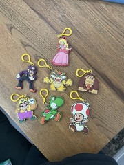 7 Super Mario Bros Nintendo Keychain Backpack Hanger 2017