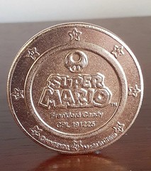 Super Mario Yoshi Token Nintendo Game Token Frankford Candy 1.5″