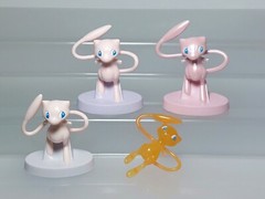 Mew (4 Vers) Pokemon Monster Collection Moncolle Figure Takara Tomy 2.1-2.3in