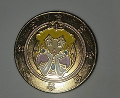 Nintendo Super Mario Series 1 Frankford Wonderball Collector Coin Metal