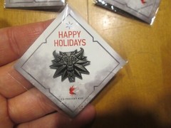 The Witcher 3 Wolfs Head Enamel Pin Promo Item Wild Hunt 2016 Happy Holidays NEW