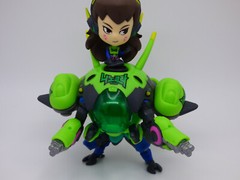 Blizzard – Cute But Deadly Vinyl Figure – D.Va with Meka (Nano Cola) -OUT OF BOX
