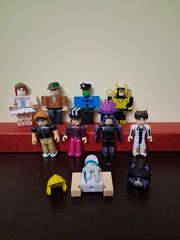 Roblox + other Mixed Lot of 8 Figures