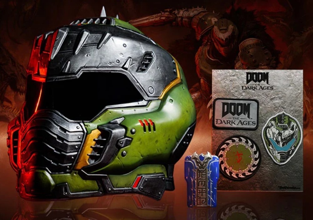 Doom The Dark Ages Doom Slayer Wearable Helmet LED Bundle + Keycard x3 Patches