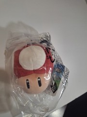 NEW and Sealed Club Mocchi Mocchi Super Mario Mushroom Push Clip-On