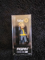 Fallout 76 Vault Boy Salute Pin #149 – Official Bethesda FiGPiN – New