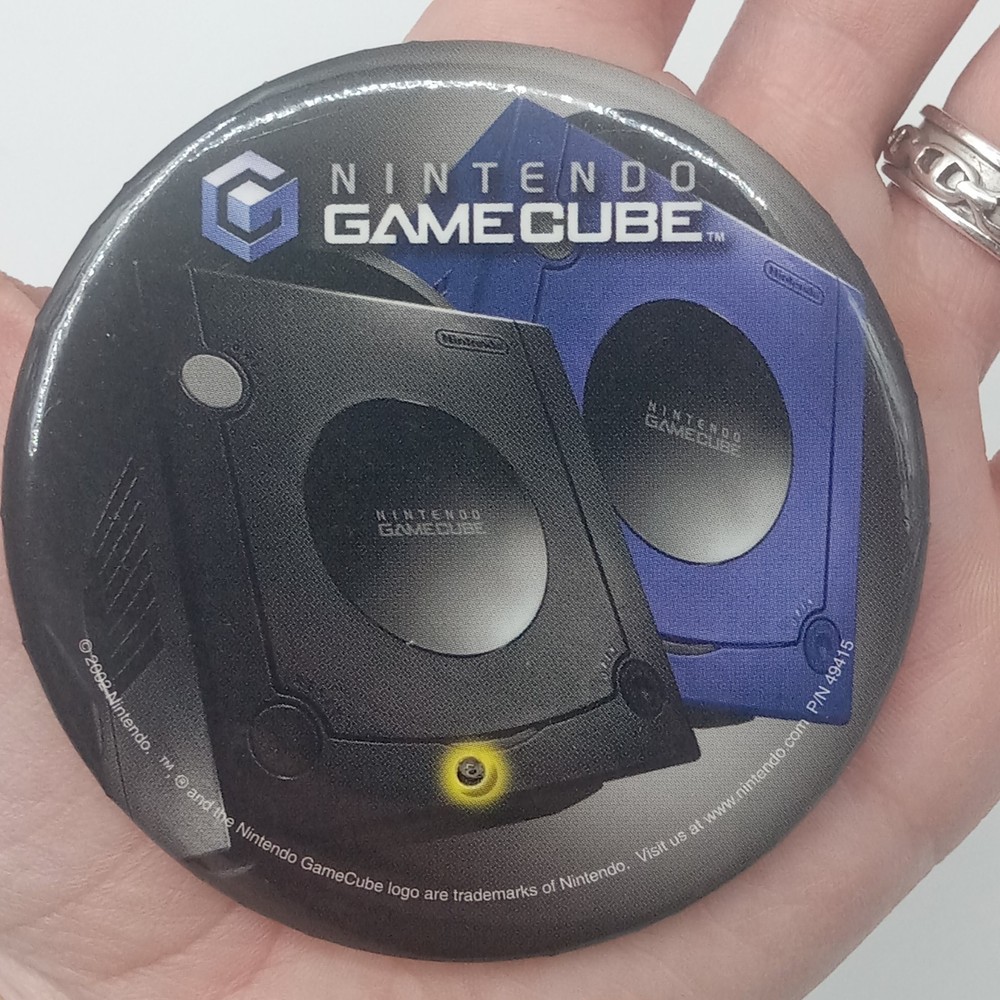 Nintendo GameCube Release Promotional Button Video Game Promo Pinback No Light