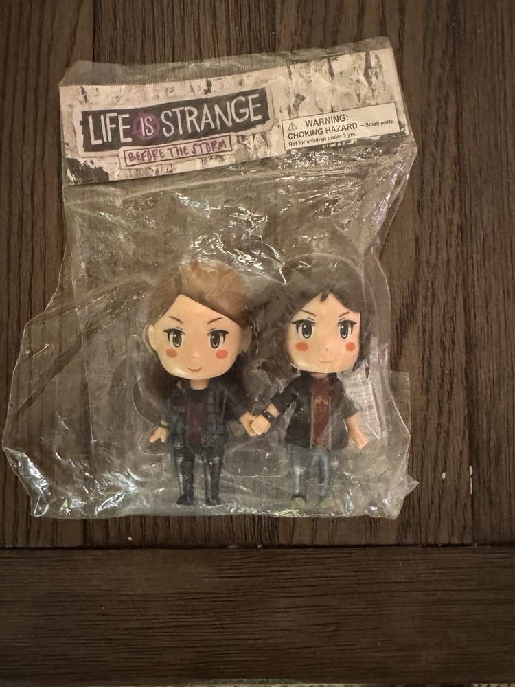 Life is Strange Before the Storm Chloe Price Rachel Amber Vinyl Figure Figurines