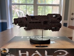RARE Halo: UNSC Pillar of Autumn Ship Replica by Dark Horse Deluxe