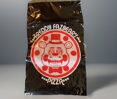 ThinkGeek Five Nights At Freddy’s APRON ONLY NEW SEALED