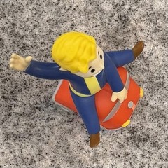 2018 Bethesda/Fallout Video Game Figure CABLE GUY VAULT BOY w/ Red Vinyl Car-Toy