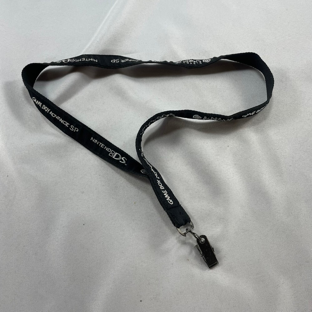 Game Boy SP, Nintendo DS & Gamecube Branded 17″ Lanyard Promo Item