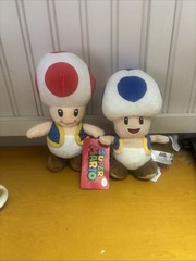 Nintendo Super Mario Toads Red/blue Mushroom Plush 8” NWT