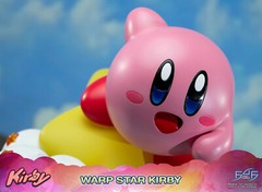 First4Figures Warp Star Kirby Regular Statue Mint in Box