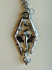 SKYRIM (The Elder Scrolls IV Oblivion) Stainless Metal Pendant With Chain & Ring