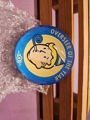 Fallout Loot Crate Overseer Paperweight Brand New In Box