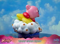 First4Figures Warp Star Kirby Regular Statue Mint in Box