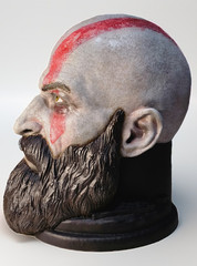 God of War Kratos Headphone Stand – Kratos Bust | Gaming Desk Display