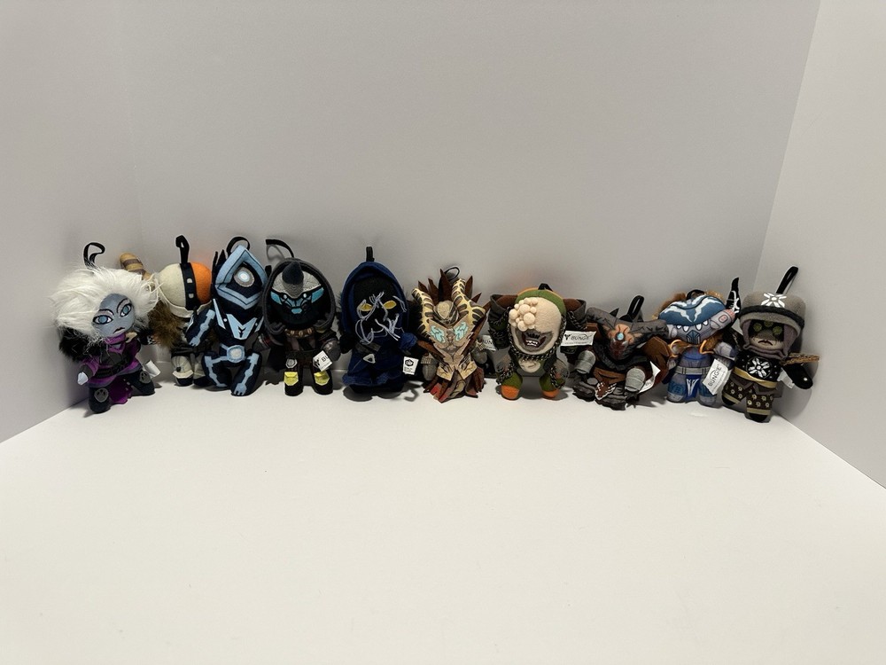 RARE Destiny 2017 Plush Lot – Cayde-6, Phogoth | Bungie | Micro Plush 5″