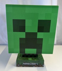 Paladone Minecraft Green Creeper Icon Lamp – Battery or USB Powered