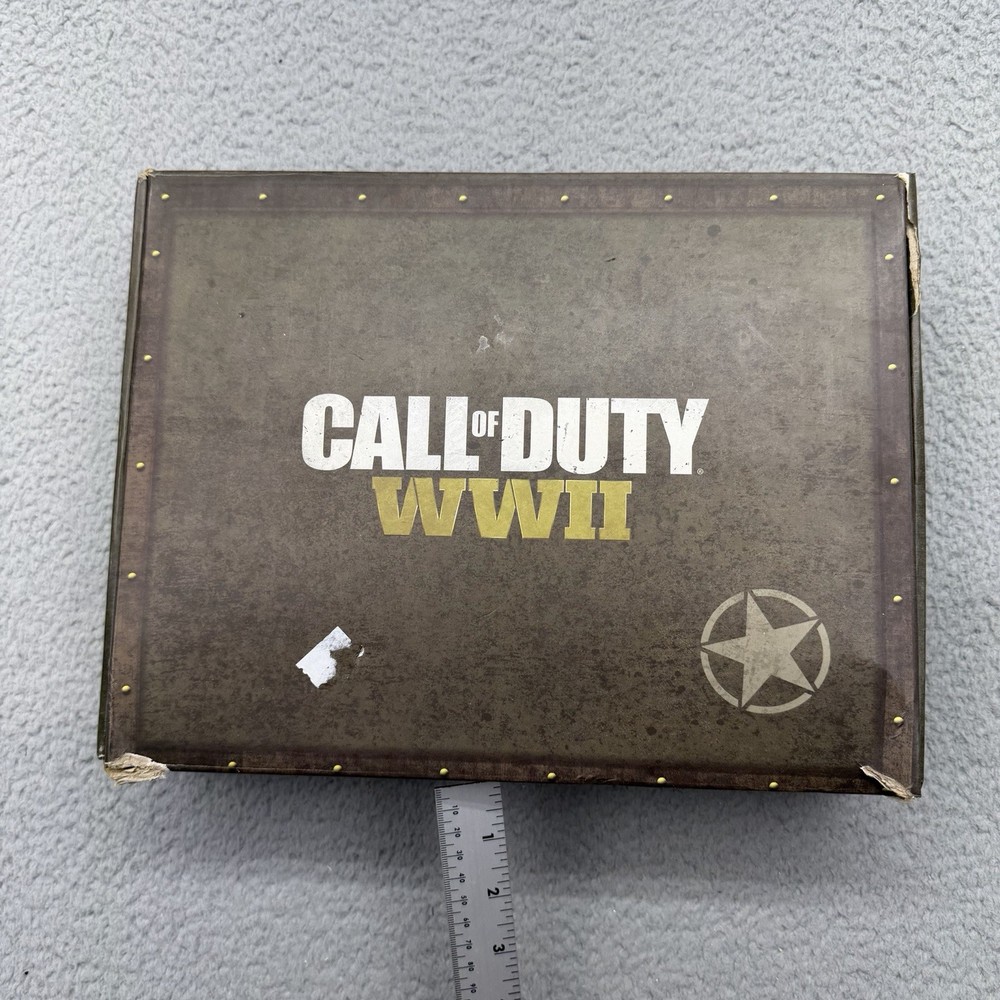 Call of Duty WW2 Culturefly Collectable Box Incomplete Canteen Journal Dog Tags