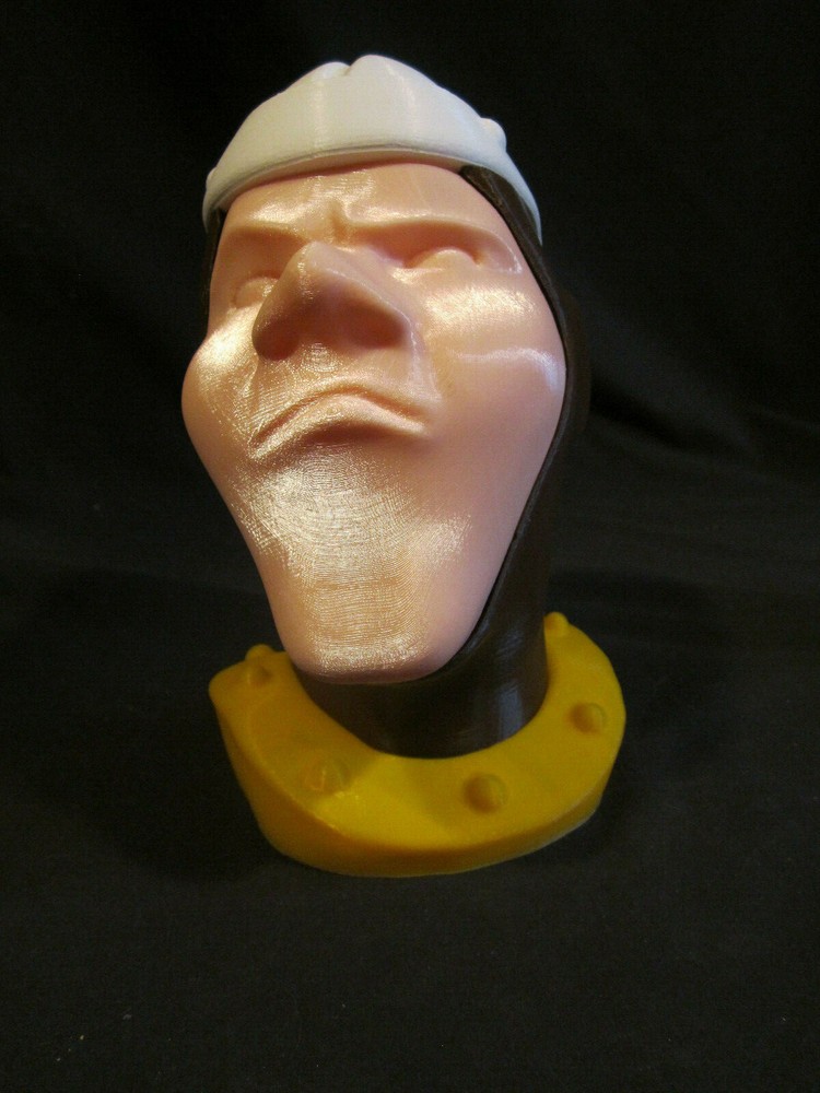 Dragon’s Lair Dirk the Daring Bust (Custom 3d Printed Display) 8″ Tall