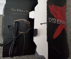 Elder Scrolls Online & Dishonored Cardboard Speakers (Rare Promo Merchandise)