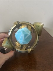 ThinkGEEK StarCraft II PROTOSS PYLON Desktop Power Station USB LED Light Works!