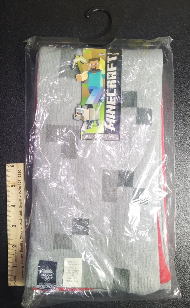 Loot Crate MineCraft Wolf Pattern Scarf Knit Acrylic Approx 40″ x 6″ Jinx Mojang