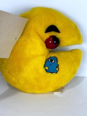 Pac-Man Pal Plush by Commonwealth Toy Novelty Co 1982 (8″)