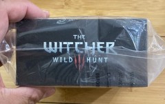 Loot Crate 2016 Exclusive The Witcher Wolf Medallion Paperweight – New Sealed