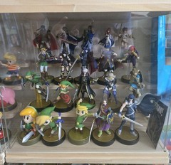 Huge Nintendo amiibo Figure Lot – Mario, Link, Kirby, Yoshi,w/ acrylics