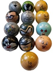 13 Collectible Blizzcon Exclusive Capsule Toy Figure Retro Looney Toons Scooby