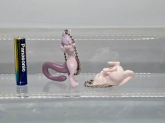 Mew Mewtwo Pokemon Mascot Keychain Figure Takara Tomy A.R.T.S O136