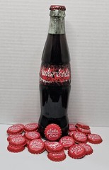 Fallout Nuka Cola Distressed Bottle & Caps – 16oz, 25 caps, unofficial/handmade