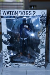 Ubisoft Watch Dogs 2 Marcus & Wrench Jr UBICollectibles Figurine Watcher Bot