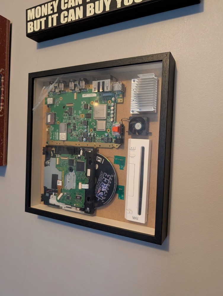 Nintendo Wii Shadowbox