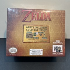 Culturefly Legend of Zelda Link Collectible Vinyl Figure Loot Box w/ Pin