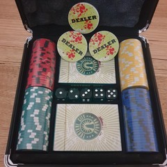 Dead Rising 2 Poker Set Fortune City Nevada High Stakes Chips Playing Cards