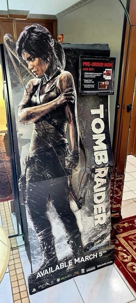 SEALED Tomb Raider 2013 Lara Croft Promotional GameStop Standee