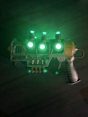 Fallout Replica Plasma Pistol Chronicle Collectibles Thinkgeek