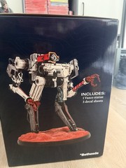 Starfield Explorer’s Bundle VASCO Collector’s Statue + Decals – LE 800 BRAND NEW